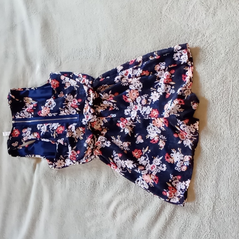 Women's Xhilaration Romper - Picture 3 of 3